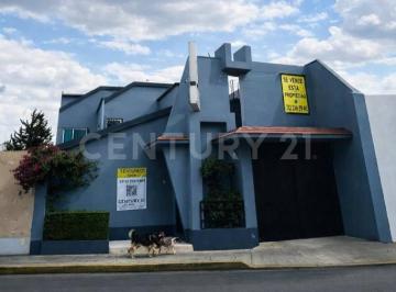 Casa · 384m² · 4 Recámaras · 2 Estacionamientos · Casa en Venta Atlacomulco