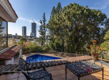 Casa de 6 habitaciones, Zapopan · Casa con Alberca en Venta en San Wenceslao Zapopan