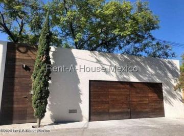 Casa de 4 habitaciones, Querétaro · Casa, Área de Tv, 4 Recámaras, Cuarto de Servicio. Colinas de Parque - Venta