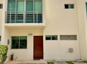 Casa · 140m² · 3 Recámaras · 3 Estacionamientos · Casa en Venta, Residencial Long Island, Privada Duke - Cancun