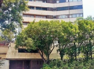Edificio · 6537m² · 28 Recámaras · 12 Estacionamientos · Edificio de 8 Niveles en Venta en Av Cuauhtémoc - Santa Cruz Atoyac, Benito Juárez, Cdmx