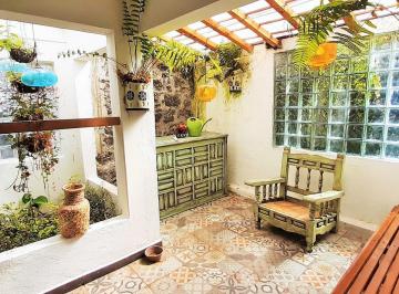Casa · 157m² · 1 Recámara · 3 Estacionamientos · Ideal Propiedad Para Inversionistas en Venta en Barrio del Niño Jesús - Coyoacán, Cdmx
