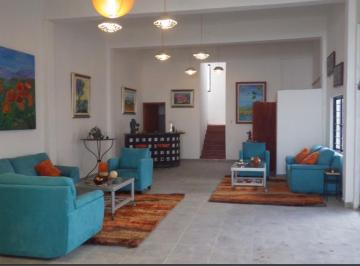 Casa · 628m² · 9 Recámaras · 2 Estacionamientos · Casa en Venta con Uso de Suelo Comercial y Habitacional en Cuchilla de Padierna - Tlalpan, Cdmx