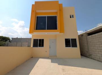 Casa · 126m² · 3 Recámaras · 1 Estacionamiento · Casa en Venta en Col. Luna Luna, Ciudad Madero, Tamps.