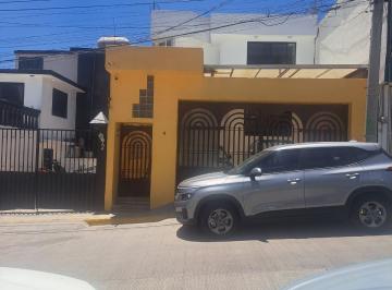 Casa de 3 habitaciones, Atizapán de Zaragoza · Venta Casa Lomas de Atizapan Remodelada