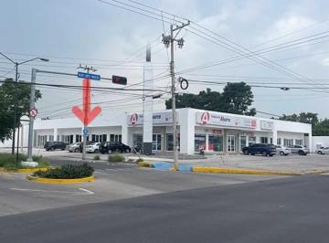 Local comercial · 64m² · 25 Estacionamientos · Local Comercial Renta - (4)