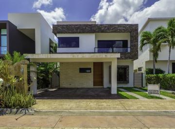 Casa · 344m² · 4 Recámaras · 3 Estacionamientos · Lagos del Sol