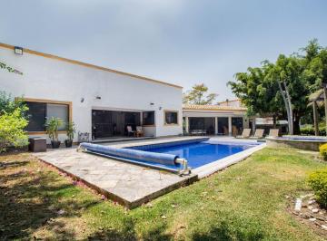 Casa de 4 habitaciones, Atlatlahucan · Casa en Venta en Lomas de Cocoyoc