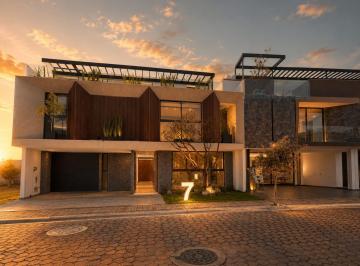Casa · 409m² · 5 Recámaras · 2 Estacionamientos · Pre Venta Casa en Angelopolis Puebla, 5 Habitaciones.