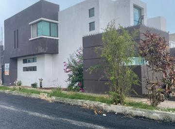 Casa de 3 habitaciones, Campeche · Casa en Venta en Campeche 3 Recamaras