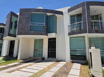 Casa de 3 habitaciones, Querétaro · Casa en Venta en Valle de Juriquilla