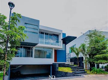 Casa de 5 habitaciones, Tlajomulco de Zúñiga · Provenza, Tlajomulco, Jalisco