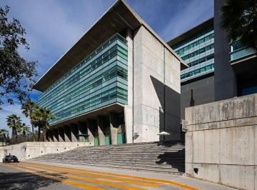 dbed7a16ae5392ac0bba7598f0bd5847f20d9b63bd02c1a61f7ddd0eaadd773a · Oficina PH Amueblada en Renta en Valle Oriente, San Pedro G. G.