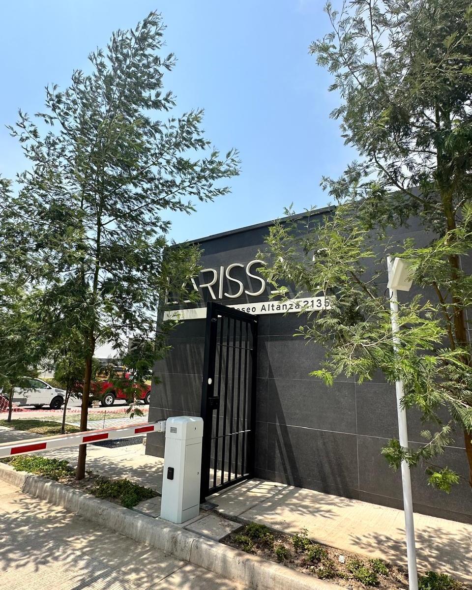 Terreno en Venta Zona Solares