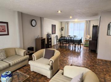 Casa · 246m² · 3 Recámaras · 2 Estacionamientos · Casa en Venta en Paseos de Churubusco