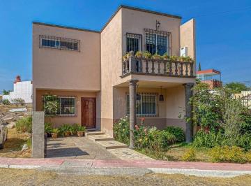 Casa en condominio de 4 habitaciones, San Miguel de Allende · Casa en Venta en San Miguel de Allende – Excelente Ubicación y Comunidad Cerrada