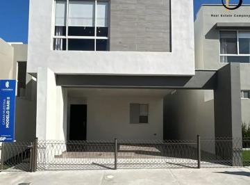 Casa de 3 habitaciones, Saltillo · Casa en Venta en Cantabria, Saltillo, Coahuila de Zaragoza