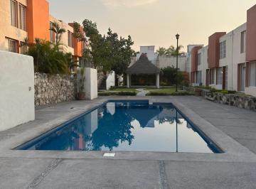 Casa de 2 habitaciones, Xochitepec · Casa de 90 m² con 2 Recámaras en Venta, Las Palmas
