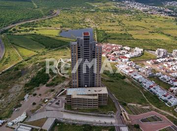 Departamento · 124m² · 2 Recámaras · 2 Estacionamientos · Renta de Casa en Juriquilla - (4)