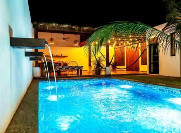 Casa · 229m² · 1 Recámara · Ideal Para Inversión: Exclusiva Casa en Brisas de Zicatela, Puerto Escondido