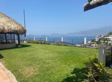 Casa en condominio de 7 habitaciones, Acapulco de Juárez · Venta Casa en Acapulco Fracc. Marina Brisas