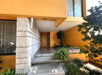 Casa · 489m² · 3 Recámaras · 4 Estacionamientos · Casa en Venta en Lomas de Tecamachalco