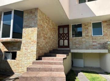Casa en condominio · 637m² · 3 Recámaras · 2 Estacionamientos · Renta Casa Ricon del Pedregal