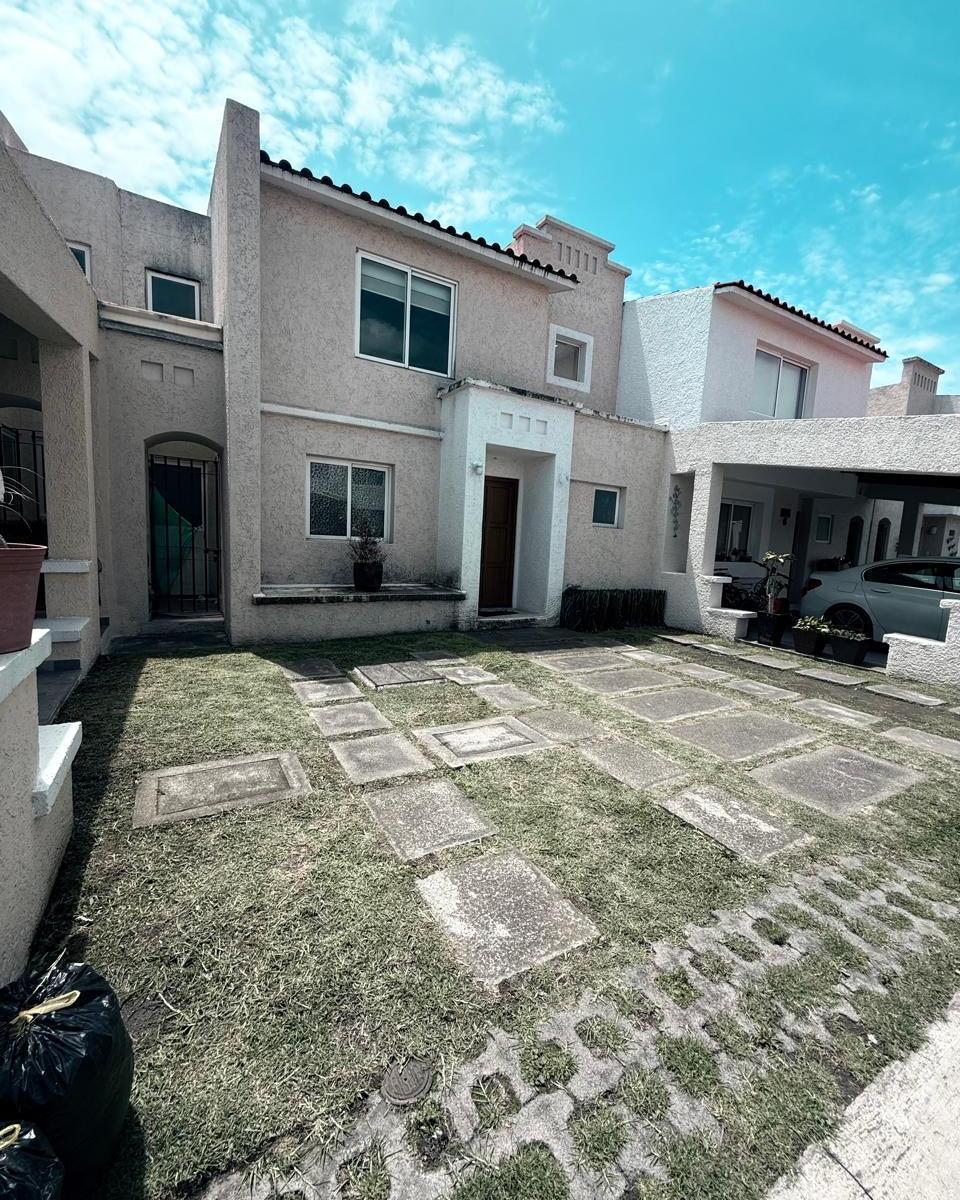Rent a House in El Castaño