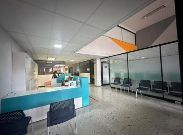 Local comercial de 16 habitaciones, León · Inmueble en Venta Calle Madero 423