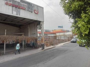 7d84b063e47a3b1e1f0de89b36e78d6a2a70f2c3c22c6f26d803de3e2972888f · Local Comercial en Renta, Atizapan Central de Abastos