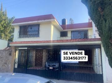 Casa de 5 habitaciones, Zapopan · Casa en Villa Universitaria