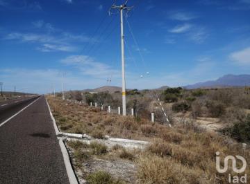 Terreno / Lote · 5617m² · Terreno Sobre La Carretera Transpeninsular La Paz - Todos Santos