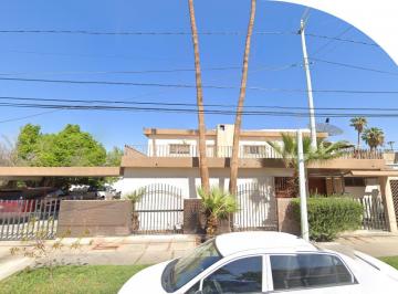 Casa de 4 habitaciones, Mexicali · Casa en Remate Cerca a La Frontera de Estados Unidos en Mexicali Baja California