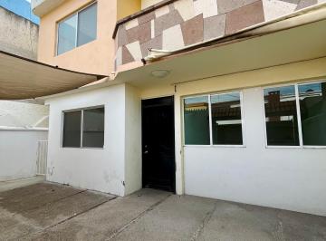 Casa de 3 habitaciones, San Luis Potosí · Casa Ideal Para Negocio en Tequisquiapan.
