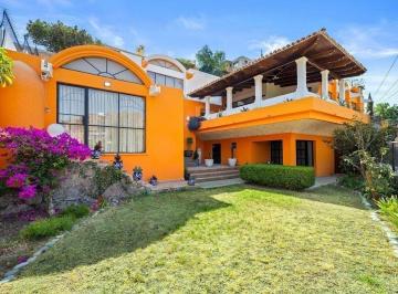 dec3a6fe519262b8036cac32dbc79e96112d8356de1ab69631b80af944d09ca9 · En Venta Casa en San Miguel de Allende | a 6 Min del Centro | Alberca y Terraza