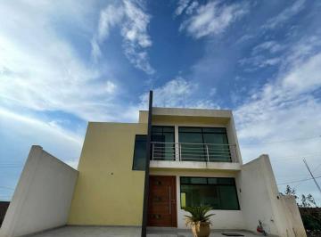 Casa · 119m² · 3 Recámaras · 1 Estacionamiento · Venta de Casa en Privada Asturias