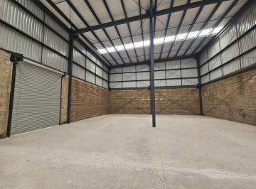 Bodega comercial · 335m² · 2 Estacionamientos · Nuevas Bodegas en Renta Dentro de Parque, Zona La Venta del Astillero - Nextipac