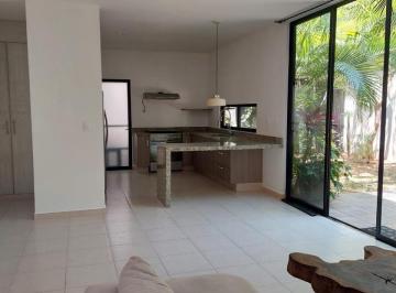 Casa · 240m² · 3 Recámaras · 2 Estacionamientos · Casa - Playa del Carmen