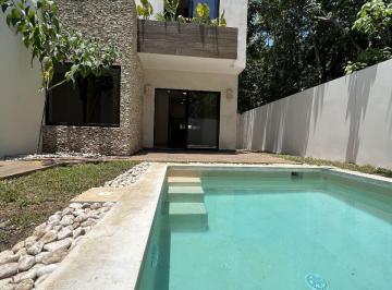 Casa de 3 habitaciones, Solidaridad · Casa en Privada Valenia, Piscina Privada, Casa Club