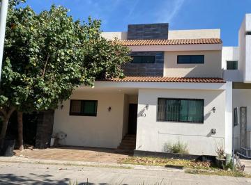 Casa de 4 habitaciones, Tlajomulco de Zúñiga · Casa en Venta Coto Sendero de Las Moras, Santa Anita