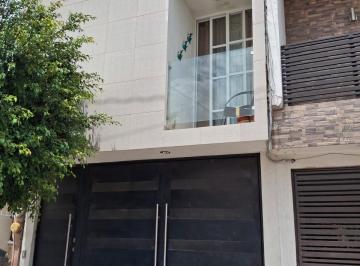Casa de 3 habitaciones, León · Casa en Venta en Colinas del Carmen, León Gto. Zona Sur, Cerca de Delta