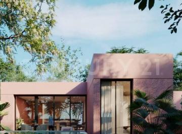 Casa · 130m² · 2 Recámaras · 1 Estacionamiento · House For Sale in San Crisanto Beach, Sinanché, Yucatán