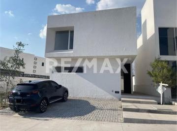 Casa en condominio · 142m² · 3 Recámaras · 1 Estacionamiento · Casa en Venta - (4)