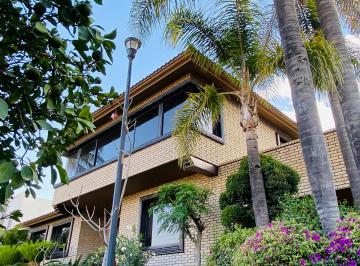 Casa en condominio de 5 habitaciones, León · Mega Residencia Venta o Renta Amplios Espacios Dentro de Privada Zona Norte Leon