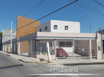 Edificio de 6 habitaciones, Querétaro · Edificio en Venta Cerca del Tecnológico de Monterrey. Uso de Suelo Mixto.