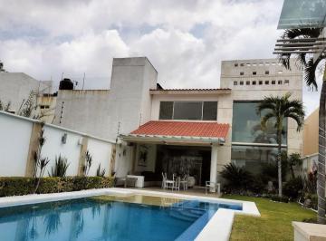 Casa de 4 habitaciones, Cuernavaca · Espectacular Casa en Dos Niveles Amueblada en Renta con Excelente Ubicacion