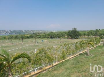 Terreno / Lote · 300m² · Venta Lotes Residenciales Privados en Tequesquitengo