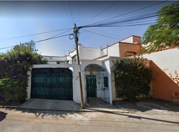Casa de 3 habitaciones, Cuernavaca · Casa en Venta Colonia Lomas de Cortes por Remate, Excelente Oportunidad!