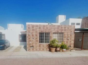 Casa de 3 habitaciones, San Juan del Río · Casa en Renta en Real de San Isidro, Sjr, Querétaro