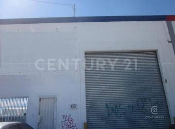 Bodega comercial · 300m² · 3 Estacionamientos · Bodega en Renta en Col. Paseos de Chihuahua, Chih.